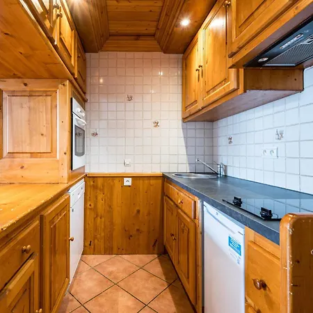 Apartment Confortable 2p Cabine, 4 Pers, Pied Des Pistes A - Fr-1-518-3 Val-d'Isere